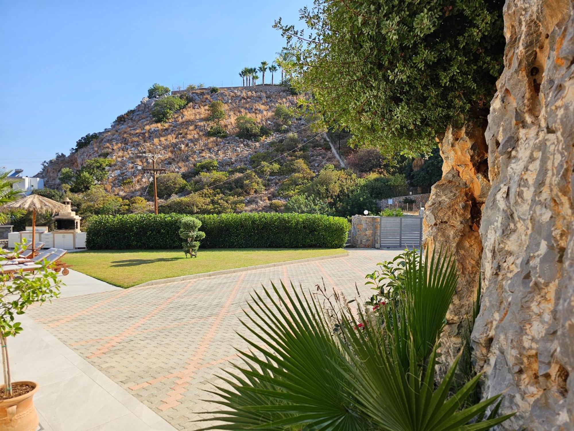 Villa Petros Malia  Exterior photo